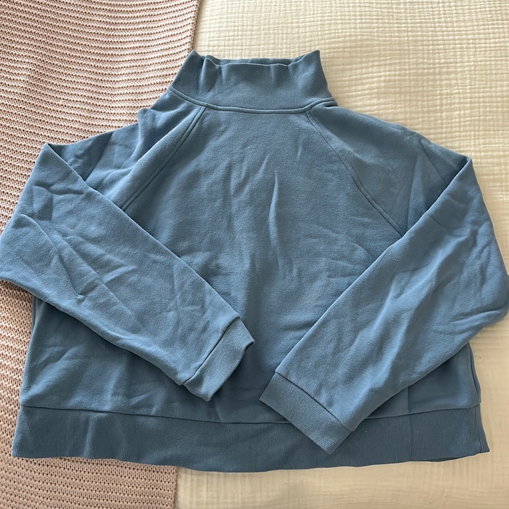 Target Cropped Sweatshirt